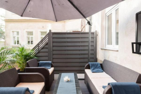 ⍟Luxurious and Spacious⍟ 5 min walk to city center